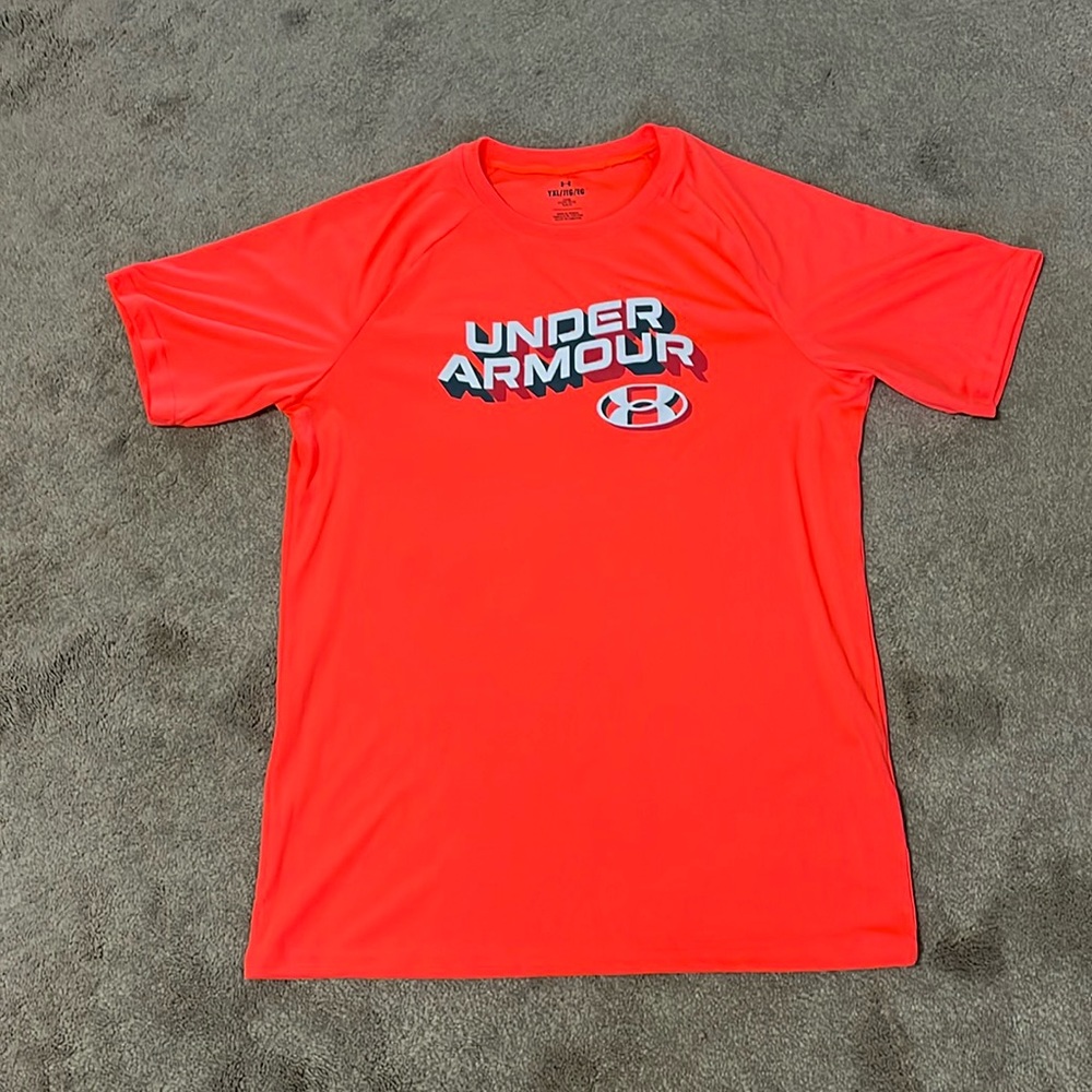 Under Armour youth, extra large orange T-shirt